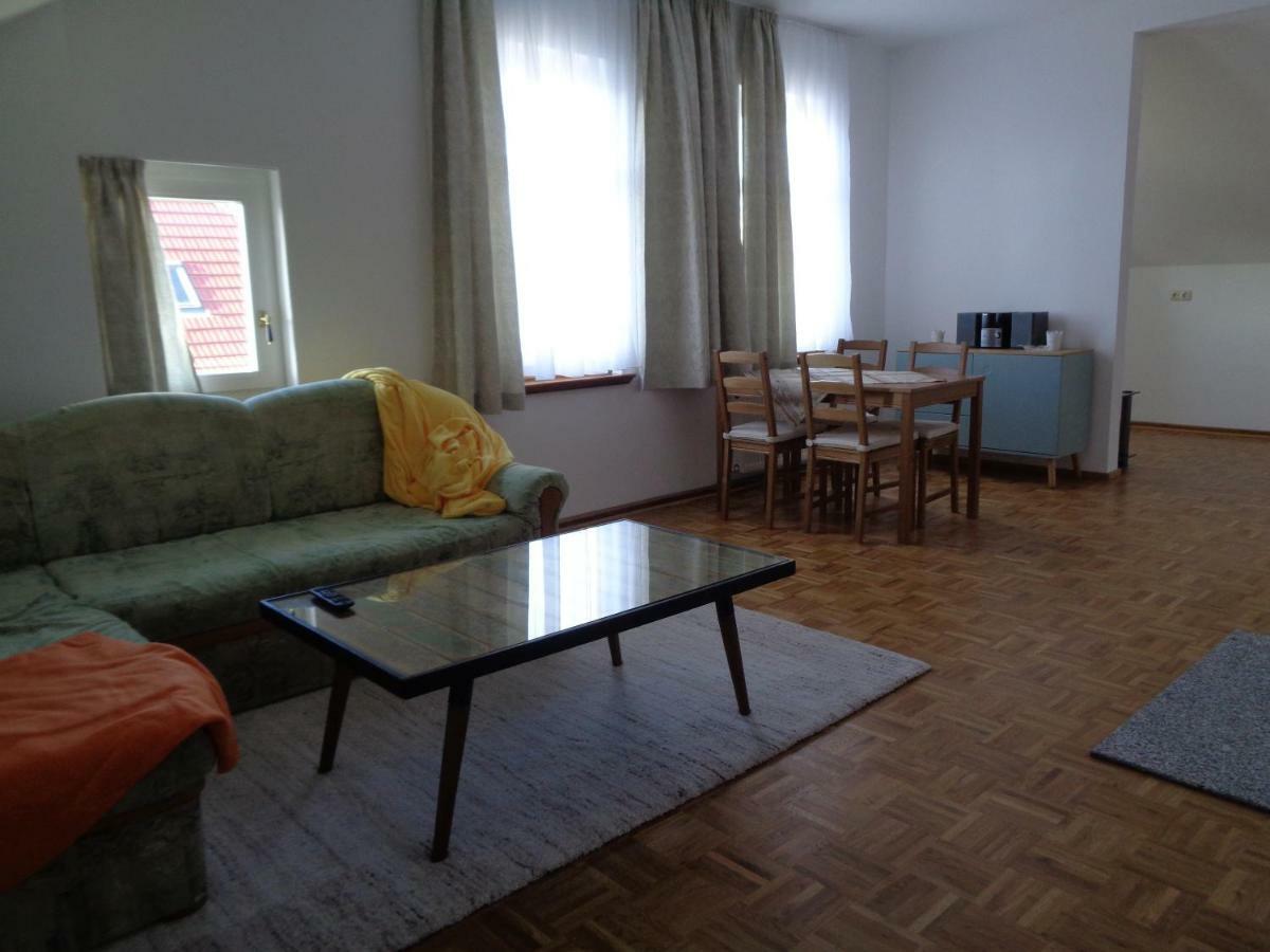 Ferienwohnung Leipzig-Südwest Exterior foto